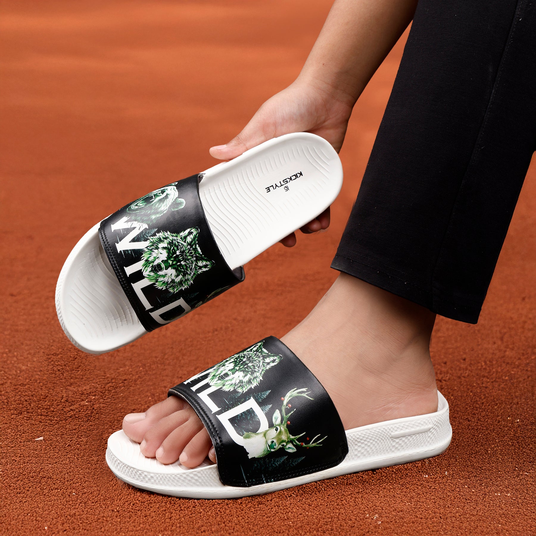 "Comfortable Everyday Sliders Featuring Powerful Wild Animal Printed Artwork"